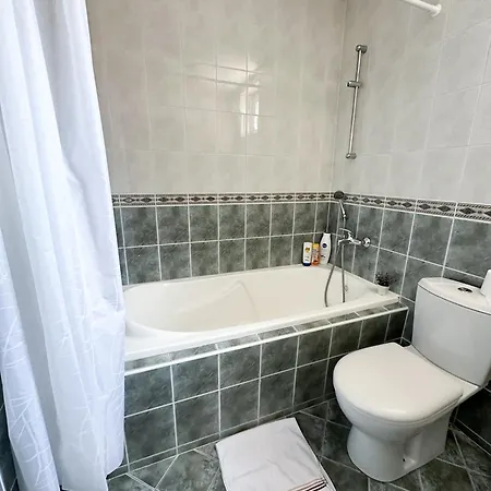 Lovely Free Street Parking Apartmán